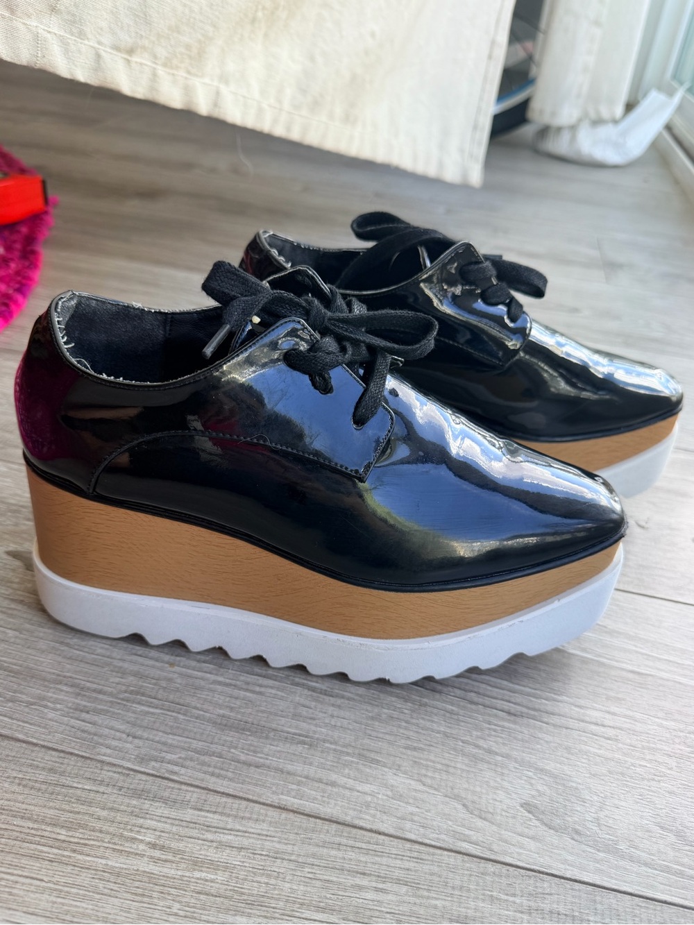 Jessica Buurman black patent leather platform oxfords